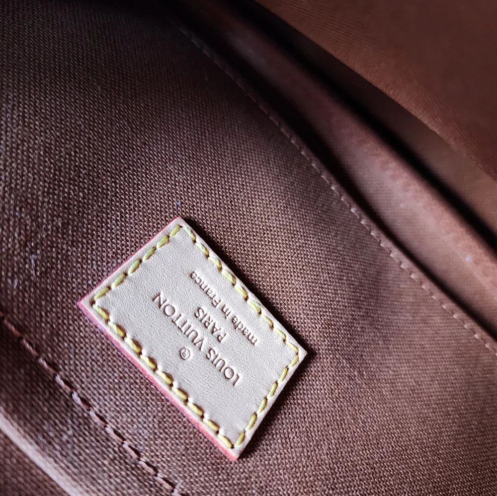 🎁SALE🎁LV world tour multipochette - Picture 10 of 14